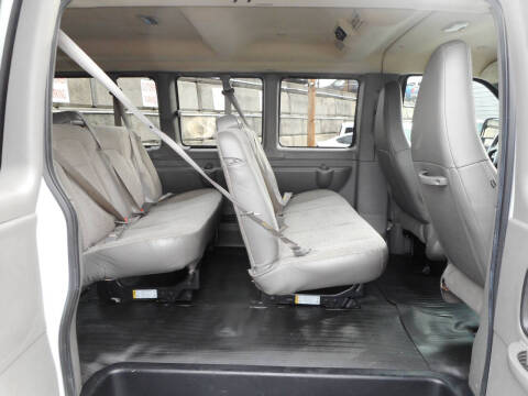 2017 Chevrolet Express LS 2500