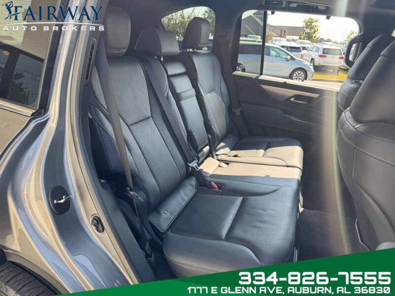 2023 Lexus LX 600 F SPORT Handling