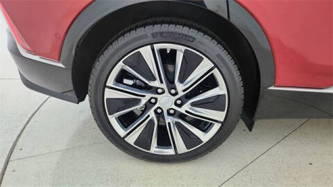 2025 Cadillac LYRIQ Luxury 3