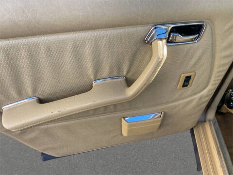 1985 Mercedes-Benz 300-Class 300 D