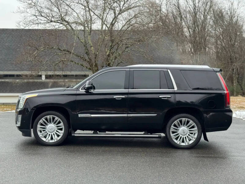 2017 Cadillac Escalade Platinum