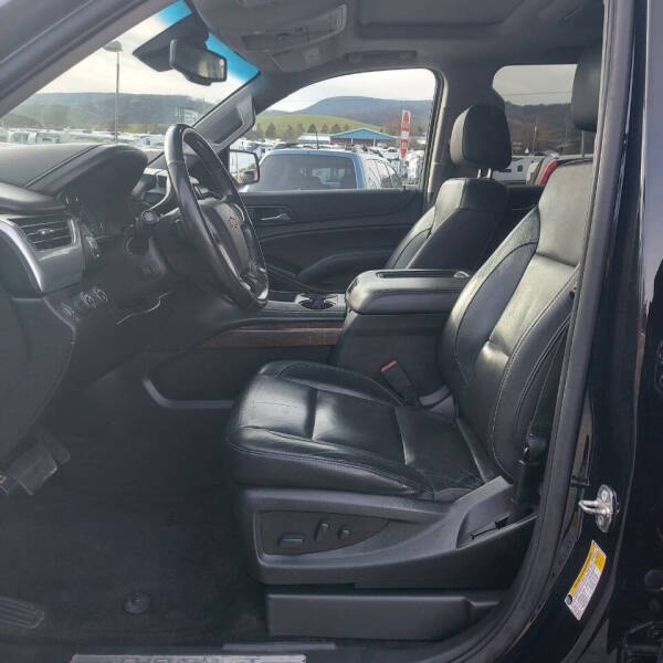 2018 Chevrolet Suburban LT