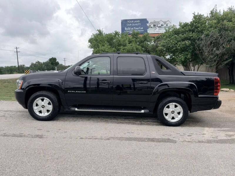 2011 Chevrolet Avalanche LT