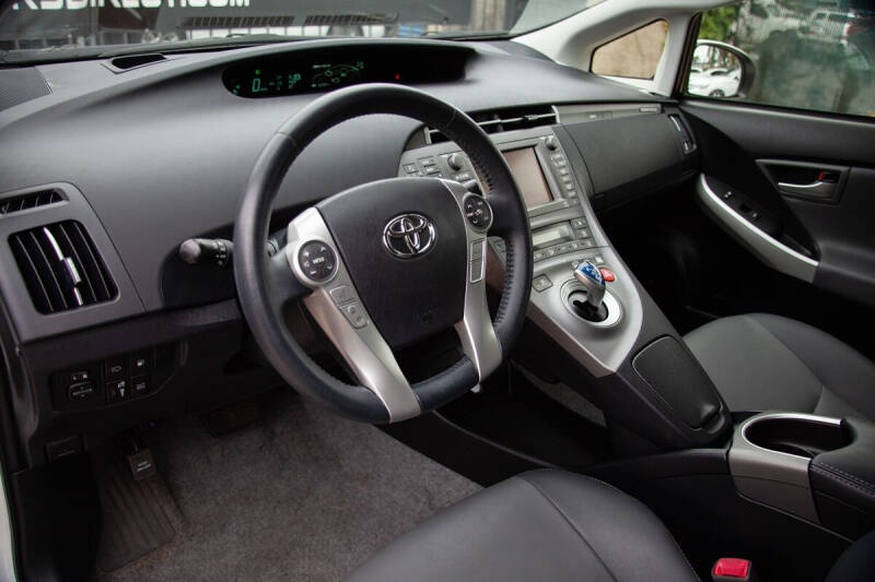 2013 Toyota Prius Plug-in Hybrid