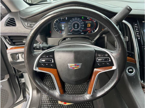 2014 Cadillac Escalade Premium