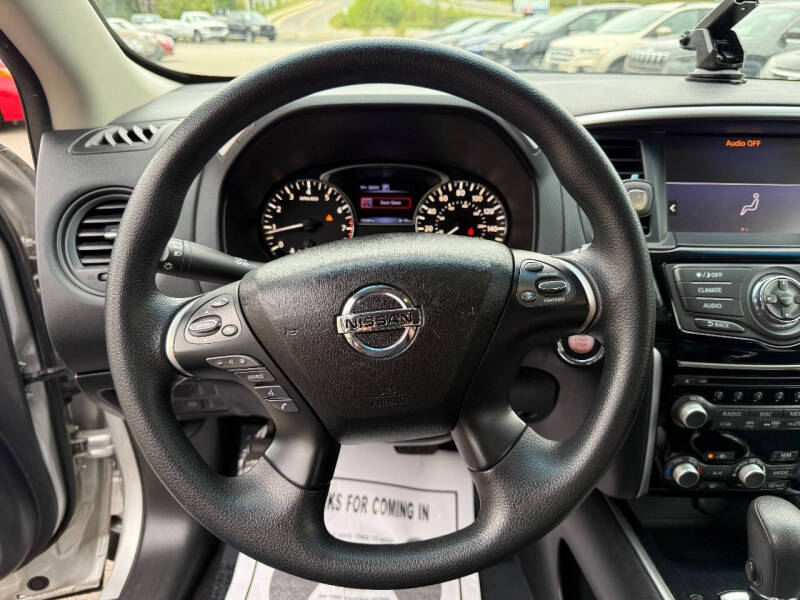 2017 Nissan Pathfinder S