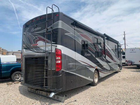 2013 Freightliner MH Chassis