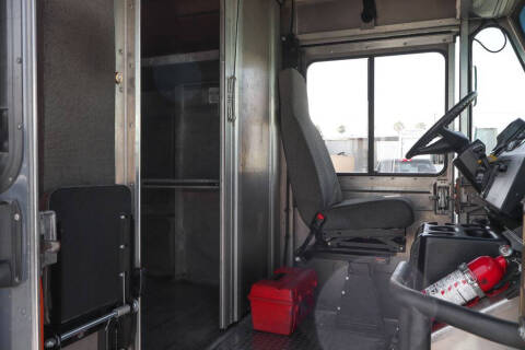 2020 Freightliner MT45 Chassis