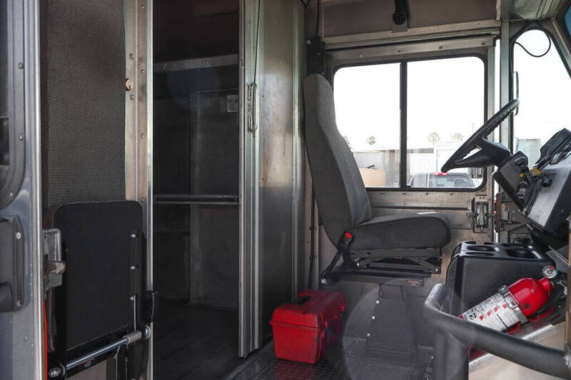 2020 Freightliner MT45 Chassis