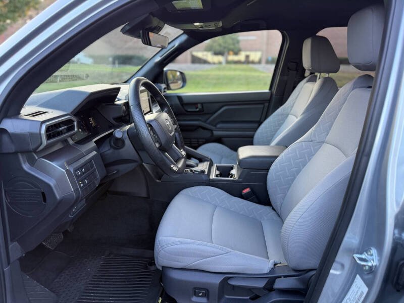 2025 Toyota Tacoma SR5