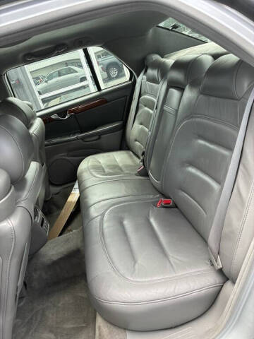 2003 Cadillac DeVille