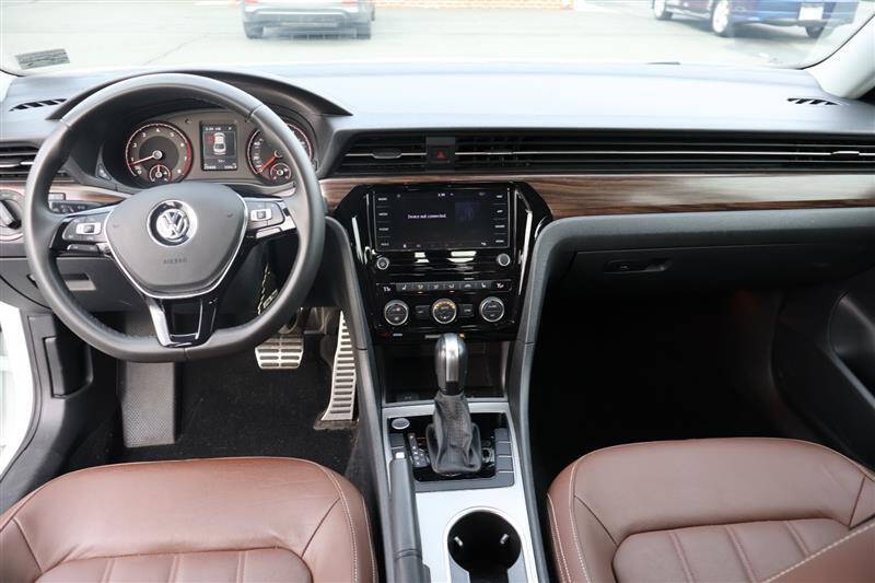 2022 Volkswagen Passat Limited Edition