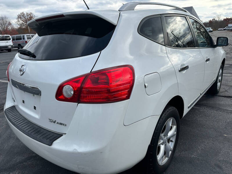 2011 Nissan Rogue SV