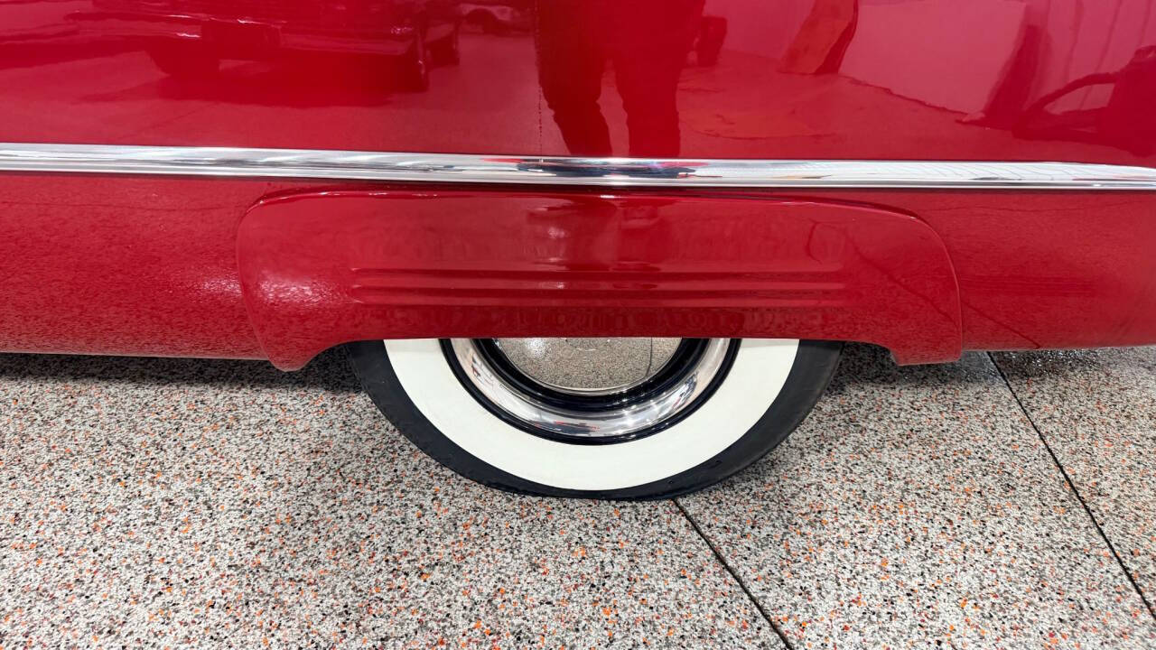 1949 Ford Custom 29
