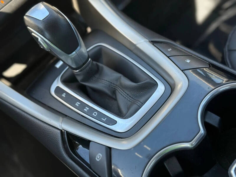 2016 Ford Fusion Energi SE Luxury