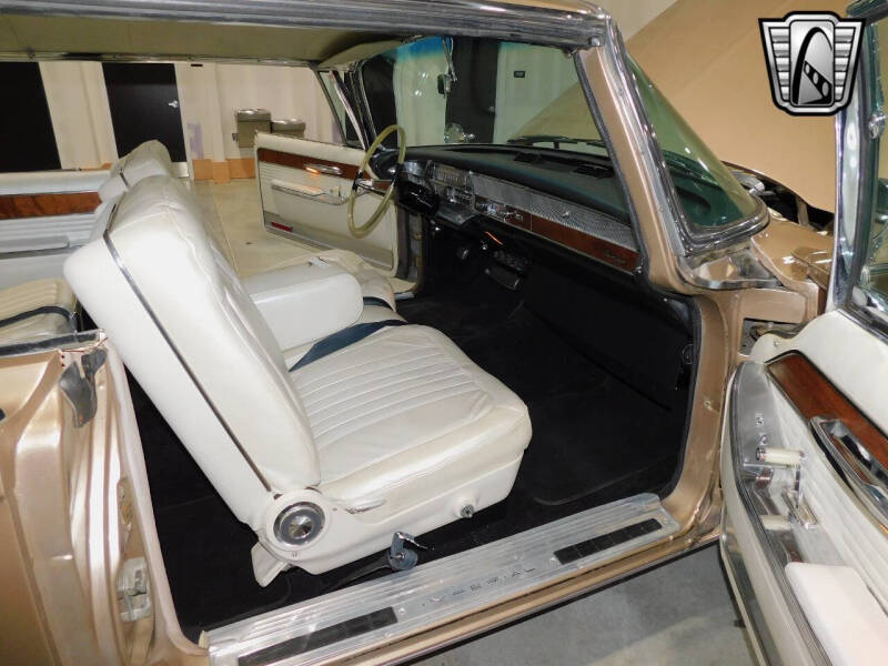 1965 Chrysler Imperial