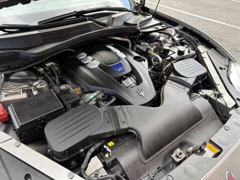 2017 Maserati Quattroporte S GranLusso