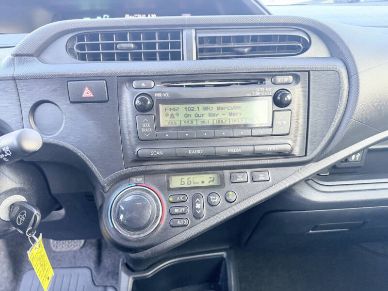 2012 Toyota Prius c One
