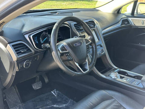 2017 Ford Fusion Hybrid SE