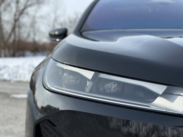 2025 BMW iX xDrive50