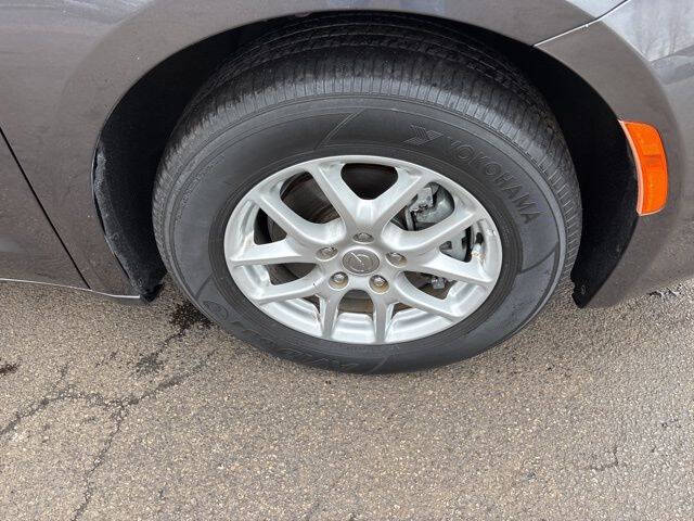 2020 Chrysler Voyager LXi