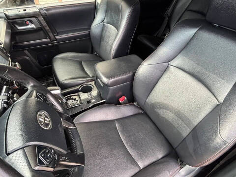 2018 Toyota 4Runner TRD Off-Road Premium