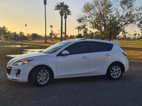 2013 Mazda MAZDA3 i Grand Touring