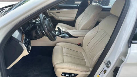 2017 BMW 5 Series 540i