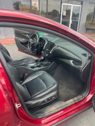 2017 Chevrolet Malibu LT