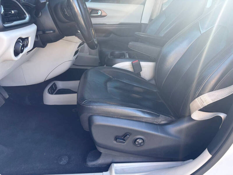 2019 Chrysler Pacifica Touring L