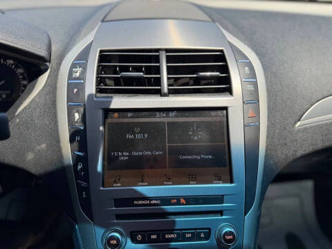 2017 Lincoln MKZ Premiere