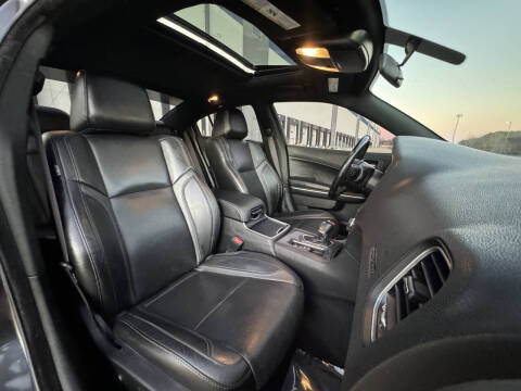 2019 Dodge Charger SXT