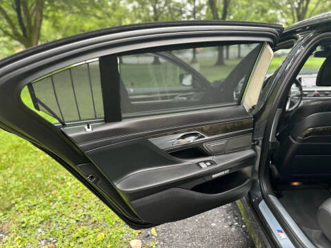 2016 BMW 7 Series 750i xDrive