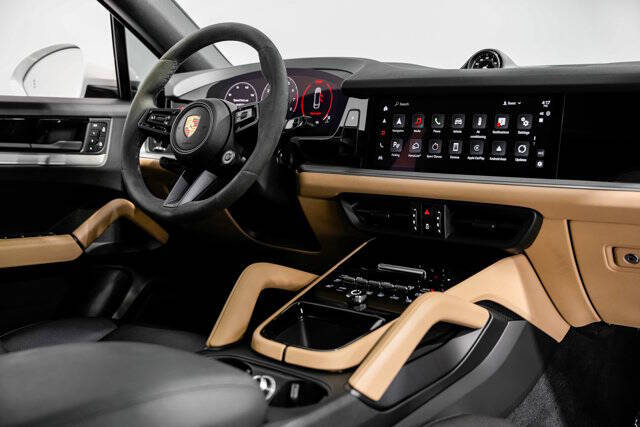 2024 Porsche Cayenne Coupe