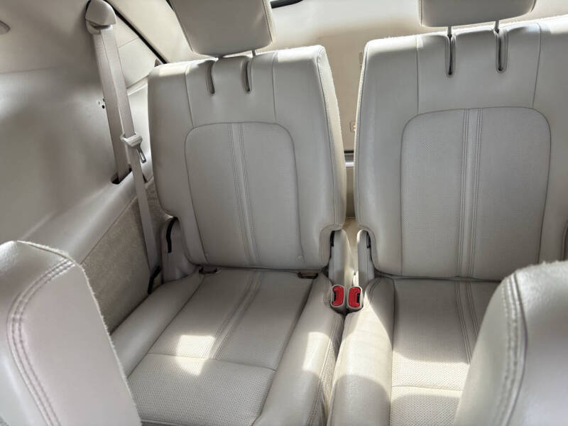 2011 Lincoln MKT EcoBoost