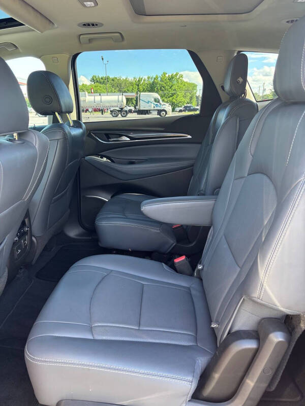 2018 Buick Enclave Essence