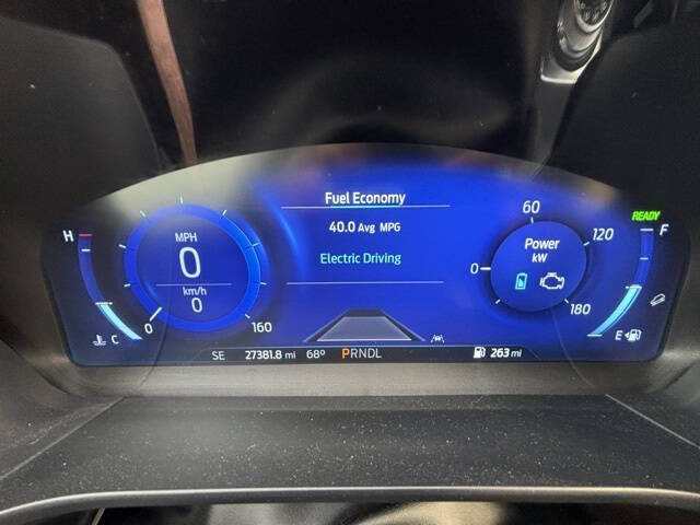 2022 Ford Escape Hybrid Titanium