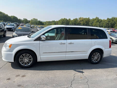 2014 Chrysler Town and Country for sale at CARS PLUS CREDIT in Independence MO