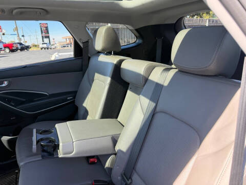 2017 Hyundai Santa Fe Limited Ultimate