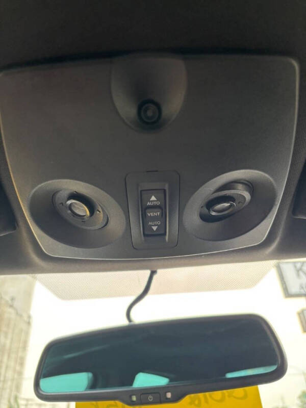 2012 Chrysler 200 Touring