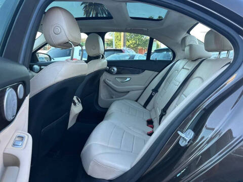 2016 Mercedes-Benz C-Class