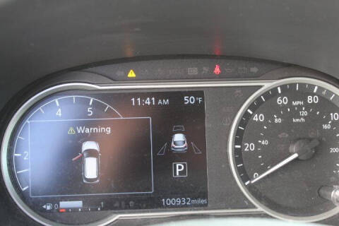 2020 Nissan Kicks SR