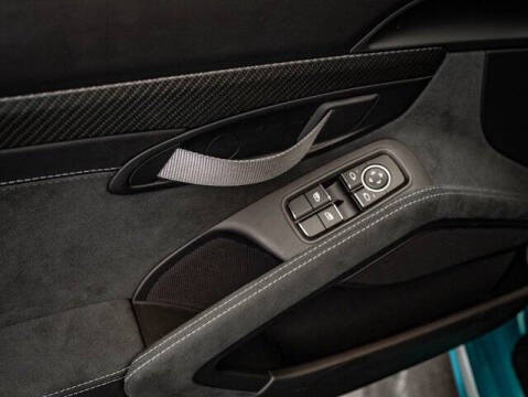 2024 Porsche 718 Cayman GT4 RS