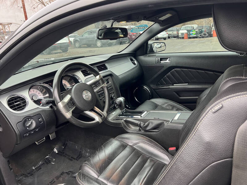 2011 Ford Mustang V6 Premium