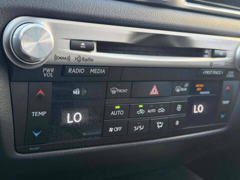 2016 Lexus GS 200t