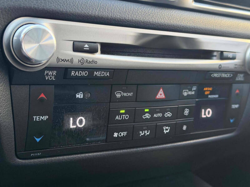 2016 Lexus GS 200t