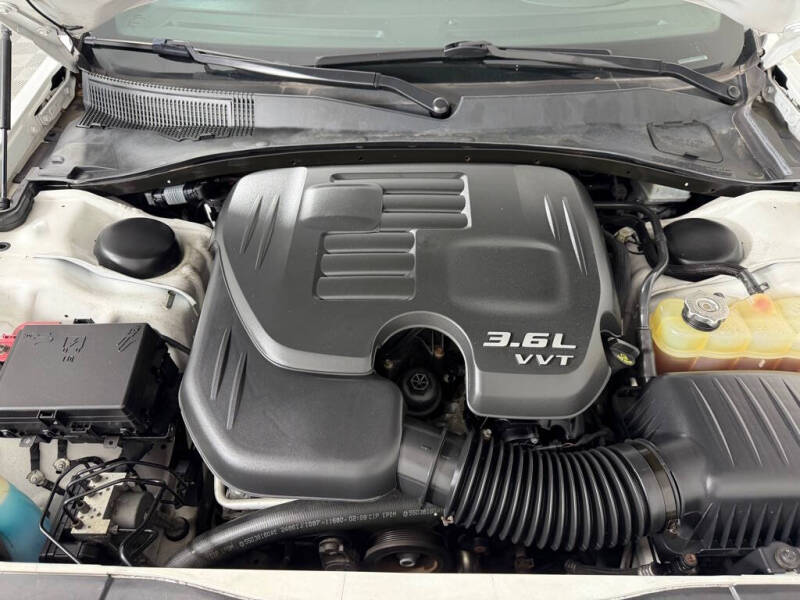 2017 Chrysler 300 S