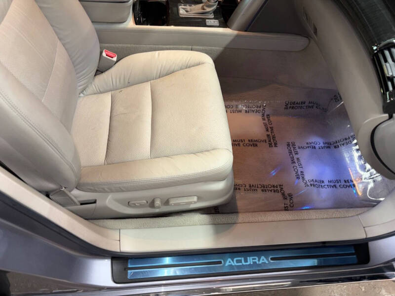 2011 Acura RL SH-AWD w/Advance