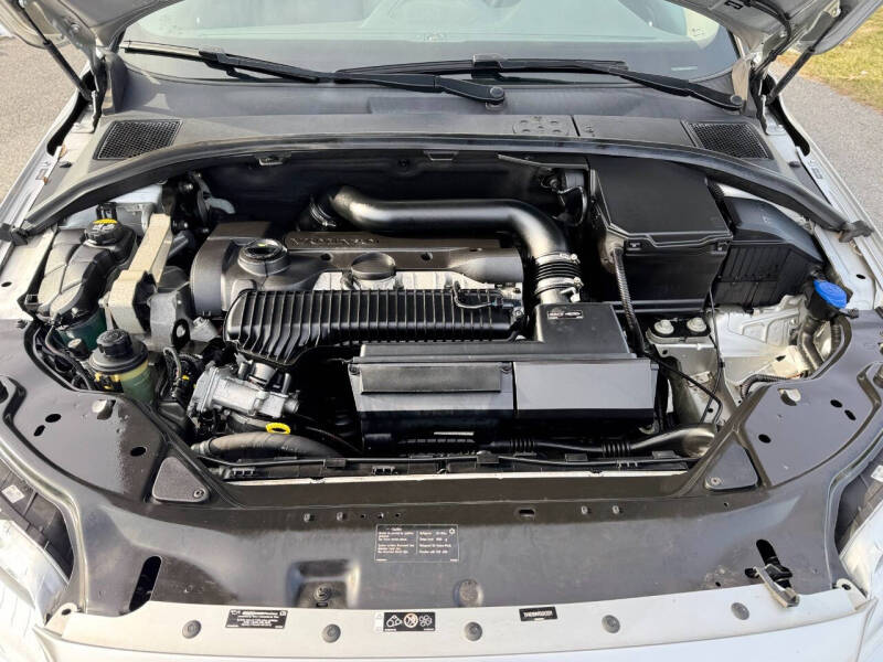 2016 Volvo XC70 T5 Platinum