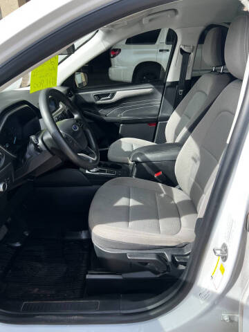 2021 Ford Escape S